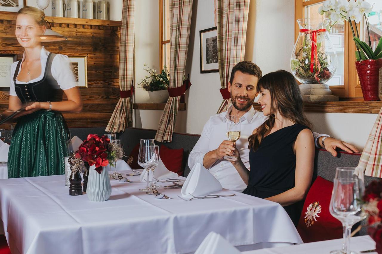 באד פיסינג Ortner'S Resort מראה חיצוני תמונה Restaurant in the Hotel Axelmannstein