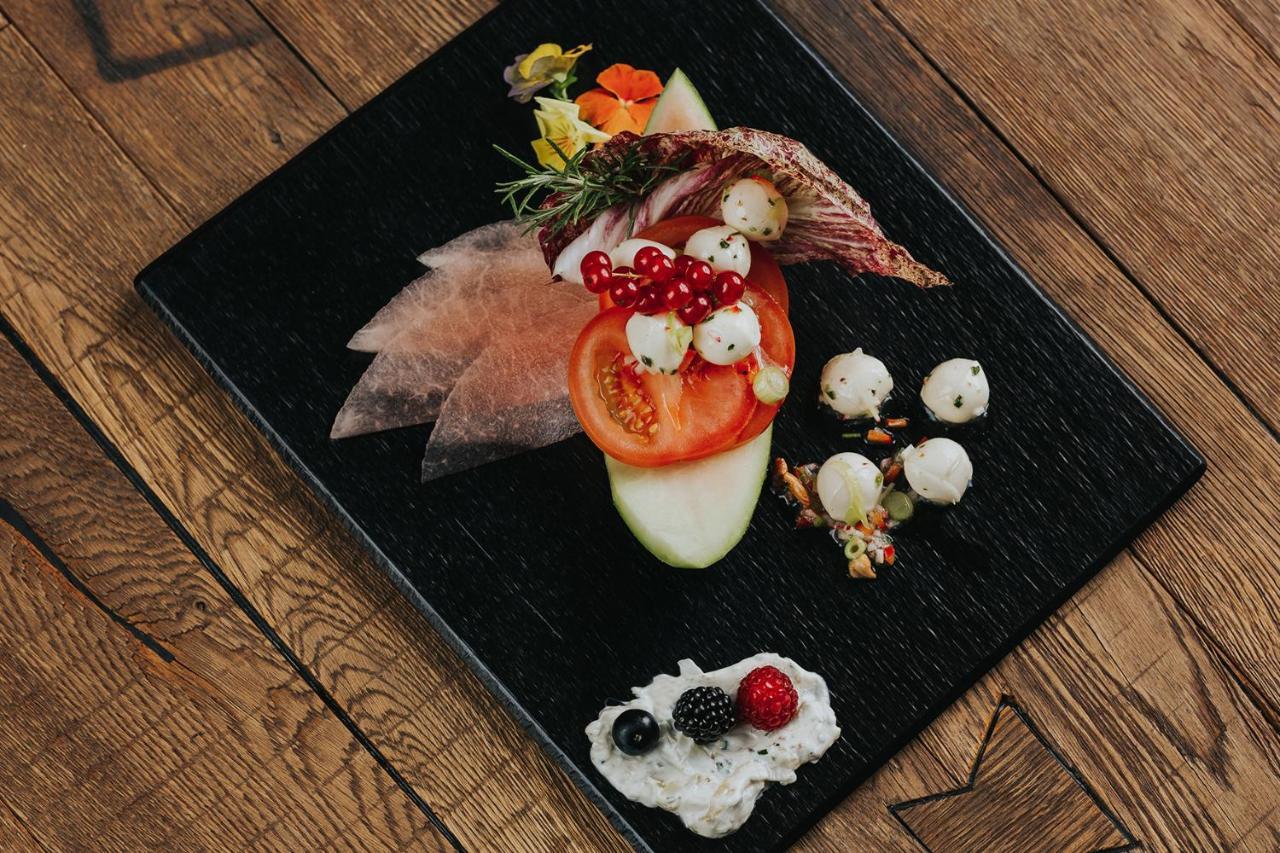 באד פיסינג Ortner'S Resort מראה חיצוני תמונה A plate of cured and smoked reindeer