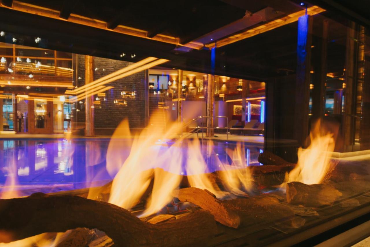 באד פיסינג Ortner'S Resort מראה חיצוני תמונה The fireplace at the lobby