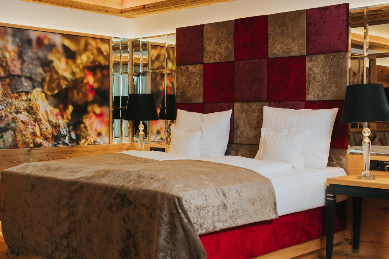 באד פיסינג Ortner'S Resort מראה חיצוני תמונה A bedroom at the Hotel de Crillon